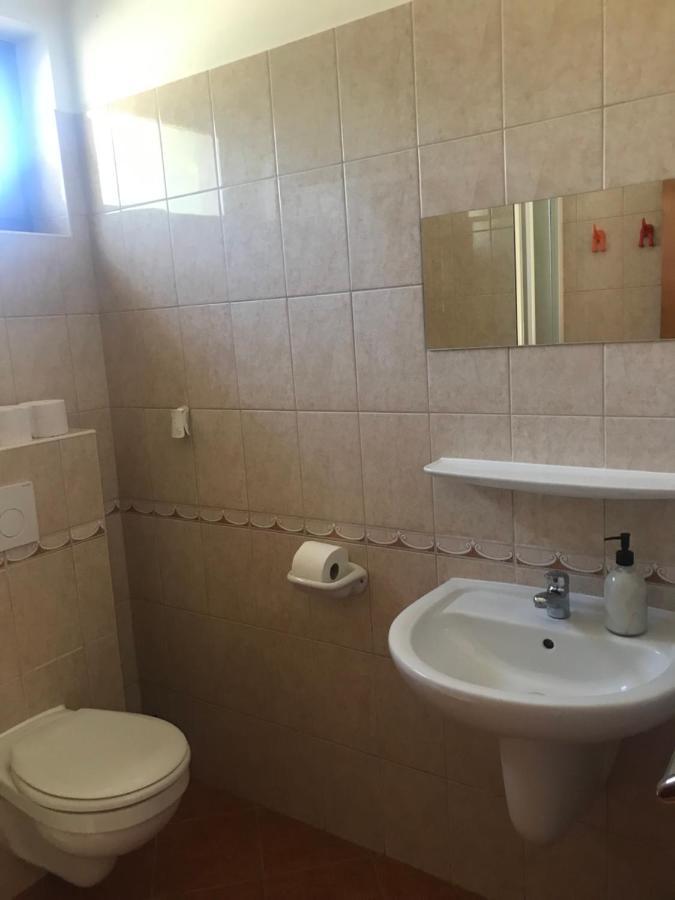 Doeroecske Vendeghaz Hotel Somogydorocske Eksteriør billede
